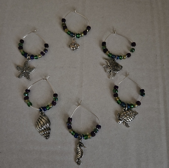 Handmade 6 piece wine charm sets - Picture 3 of 3